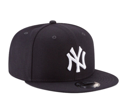 New Era 9Fifty MLB New York Yankees Basic Navy/White Snapback Hat 11591024