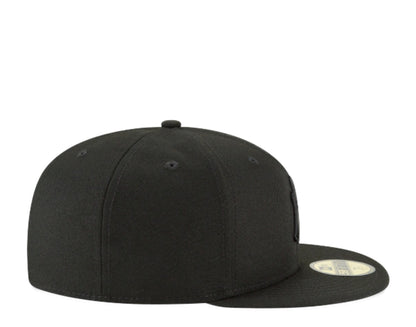 New Era 59Fifty MLB New York Yankees Blackout Basic Fitted Hat 11591128