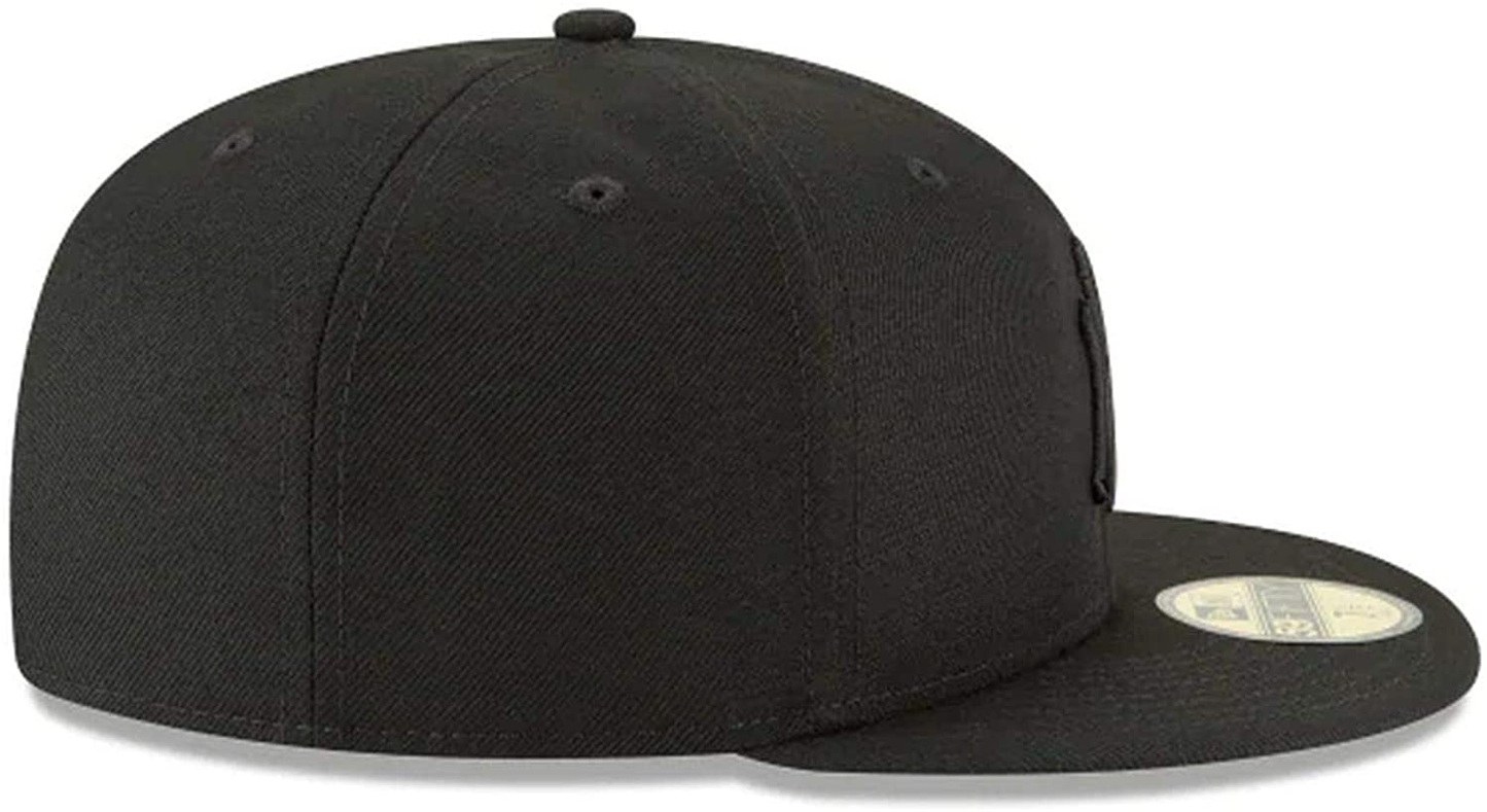 New Era 59FIFTY MLB New York Yankees Blackout Basic Fitted Cap 11591128
