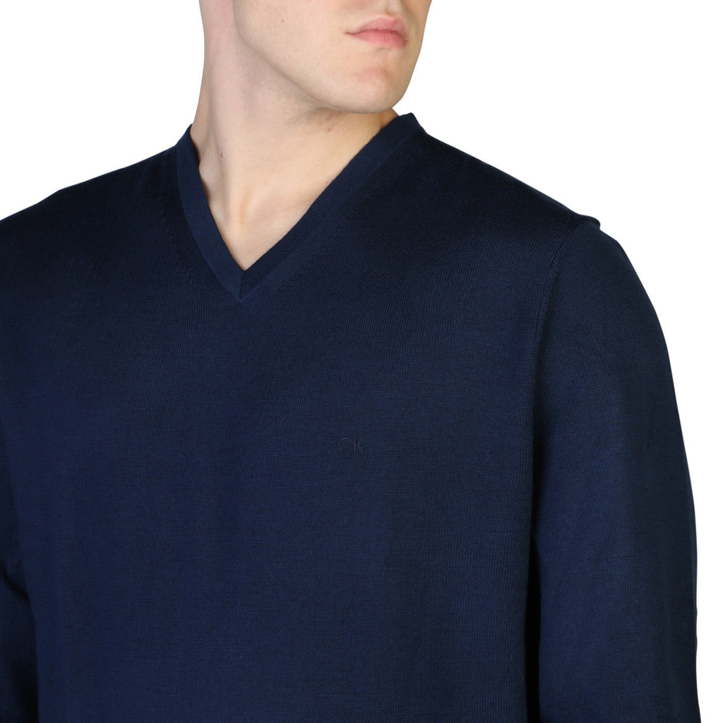 Calvin Klein Wool V-Neck Blue Men's Sweater K10K110423-DW4