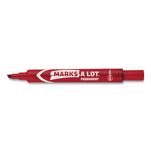 Avery MARKS A LOT Regular Desk-Style Permanent Marker, Broad Chisel Tip, Red, Dozen (7887) 07887