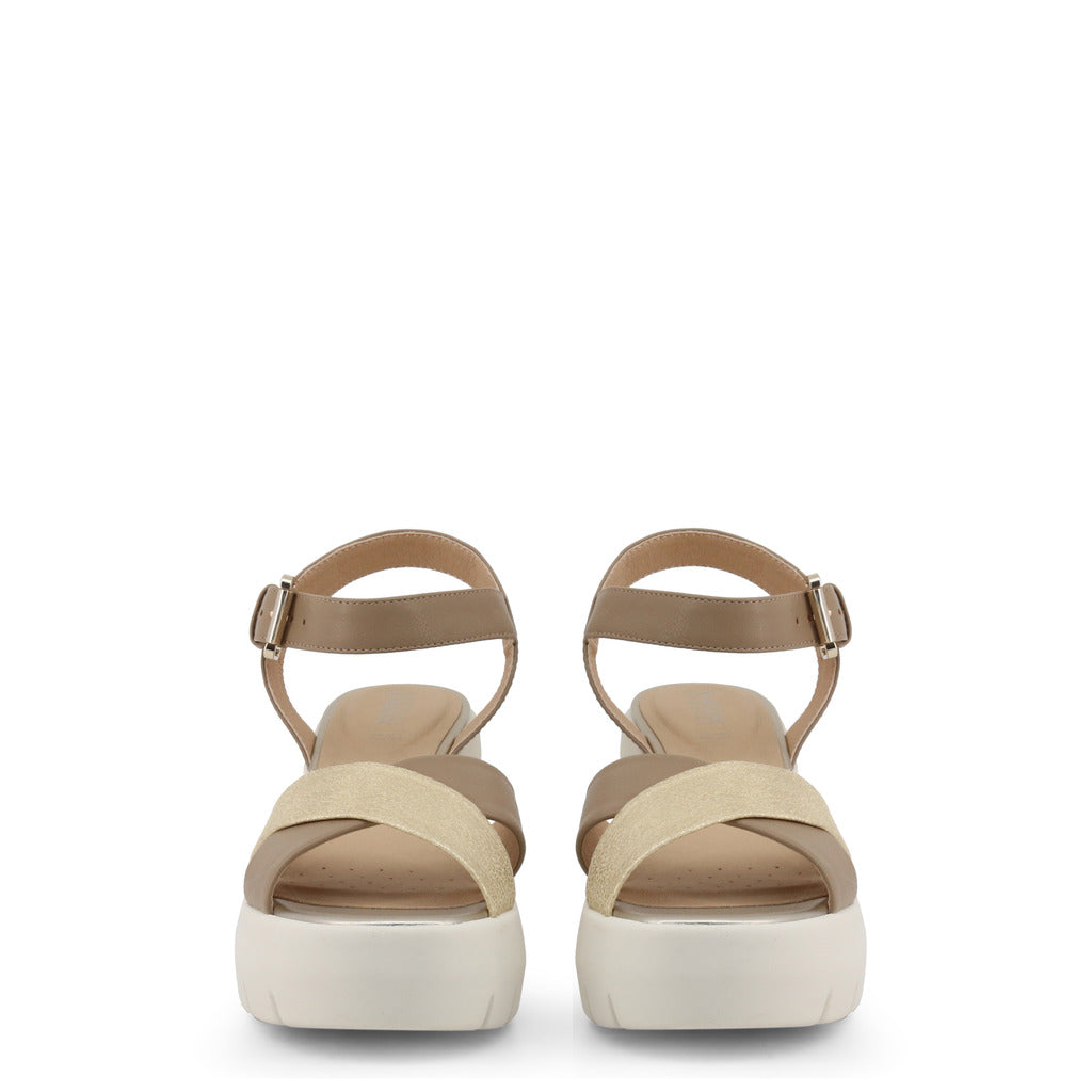 Geox Torrence Sand/Light Gold Non-Slip Women's Sandals D92CPB0BCBNC5258
